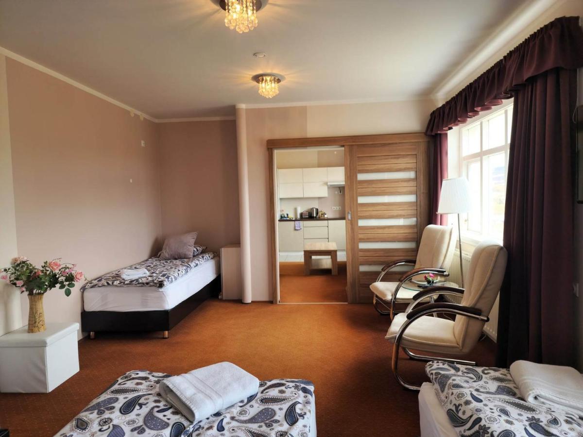 Kiljan Apartments & Rooms Blonduos Exterior photo